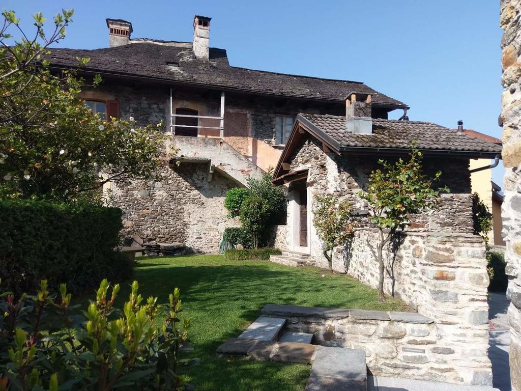 Corte Delle Camelie Gambarogno ภายนอก รูปภาพ